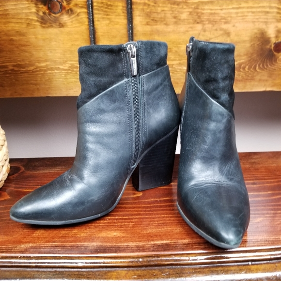 Vince Camuto Leather and Suede Boots Pointed Toe - Picture 5 of 6